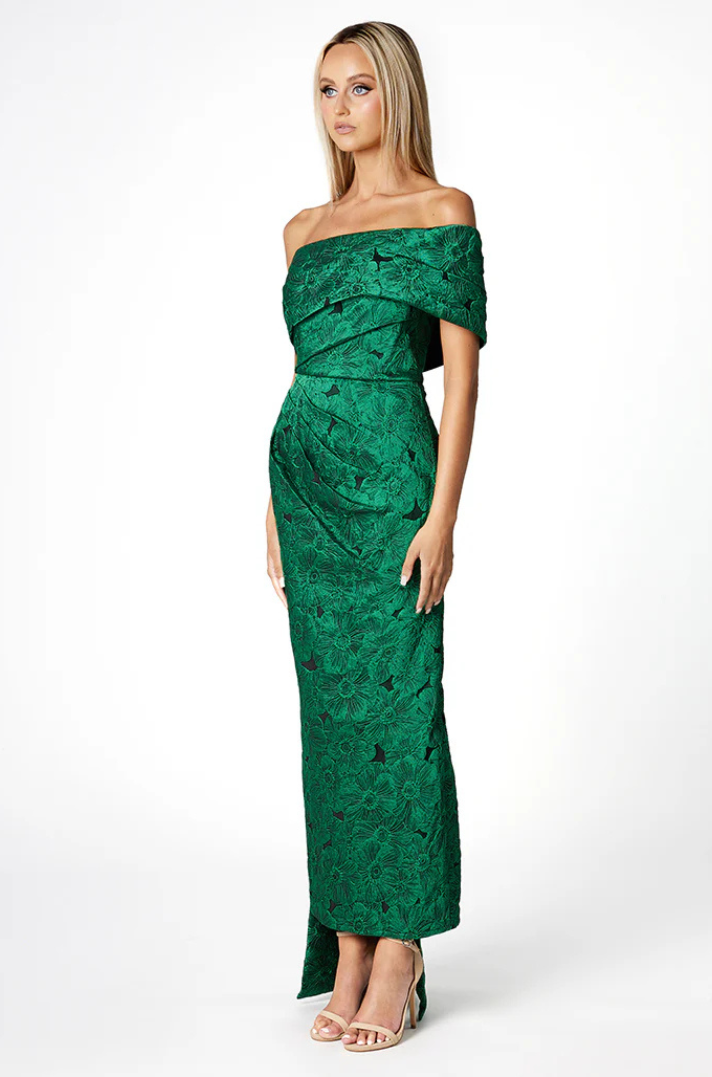 Amyilya Off Shoulder Maxi Dress