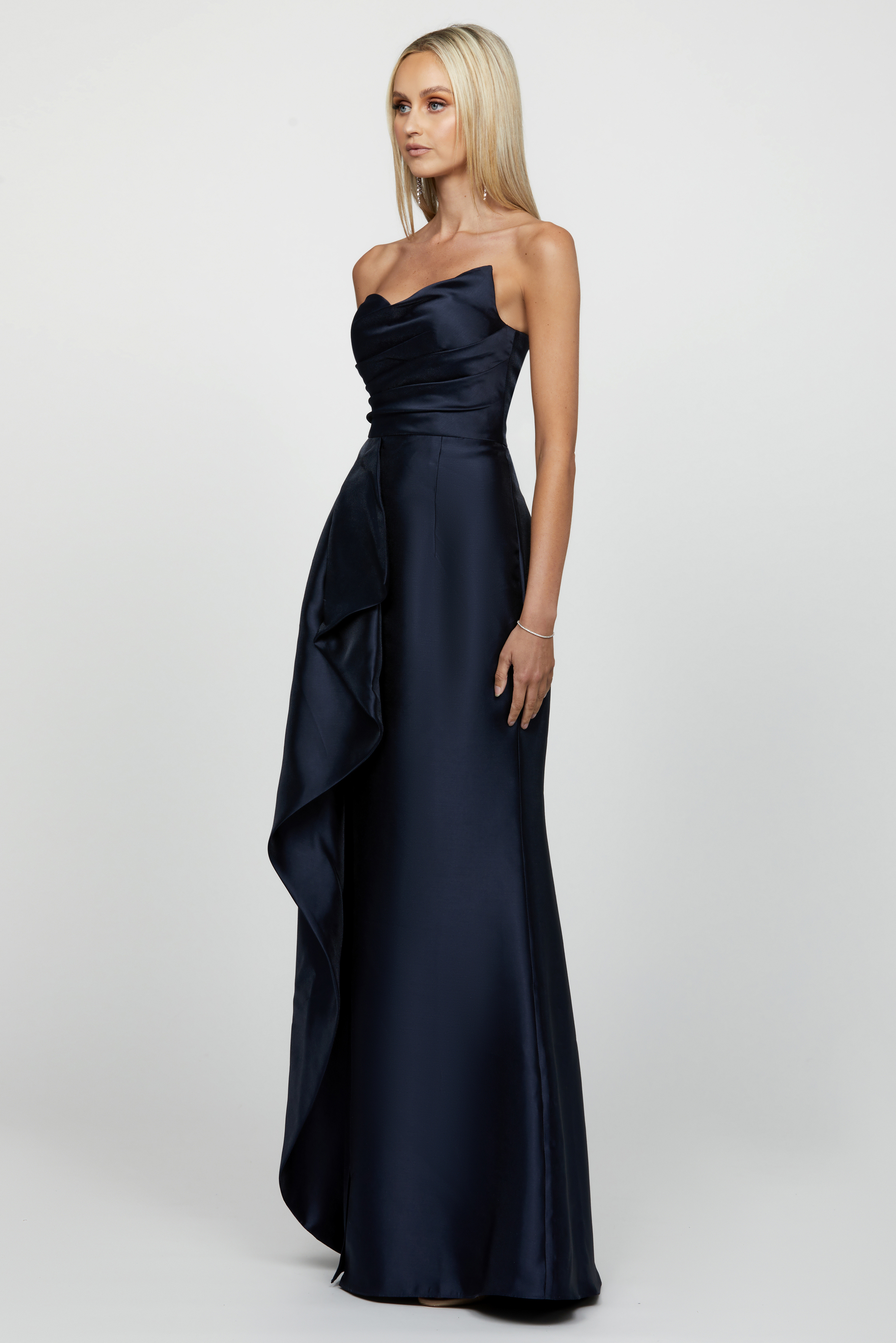 Kasery Asymmetric Gown