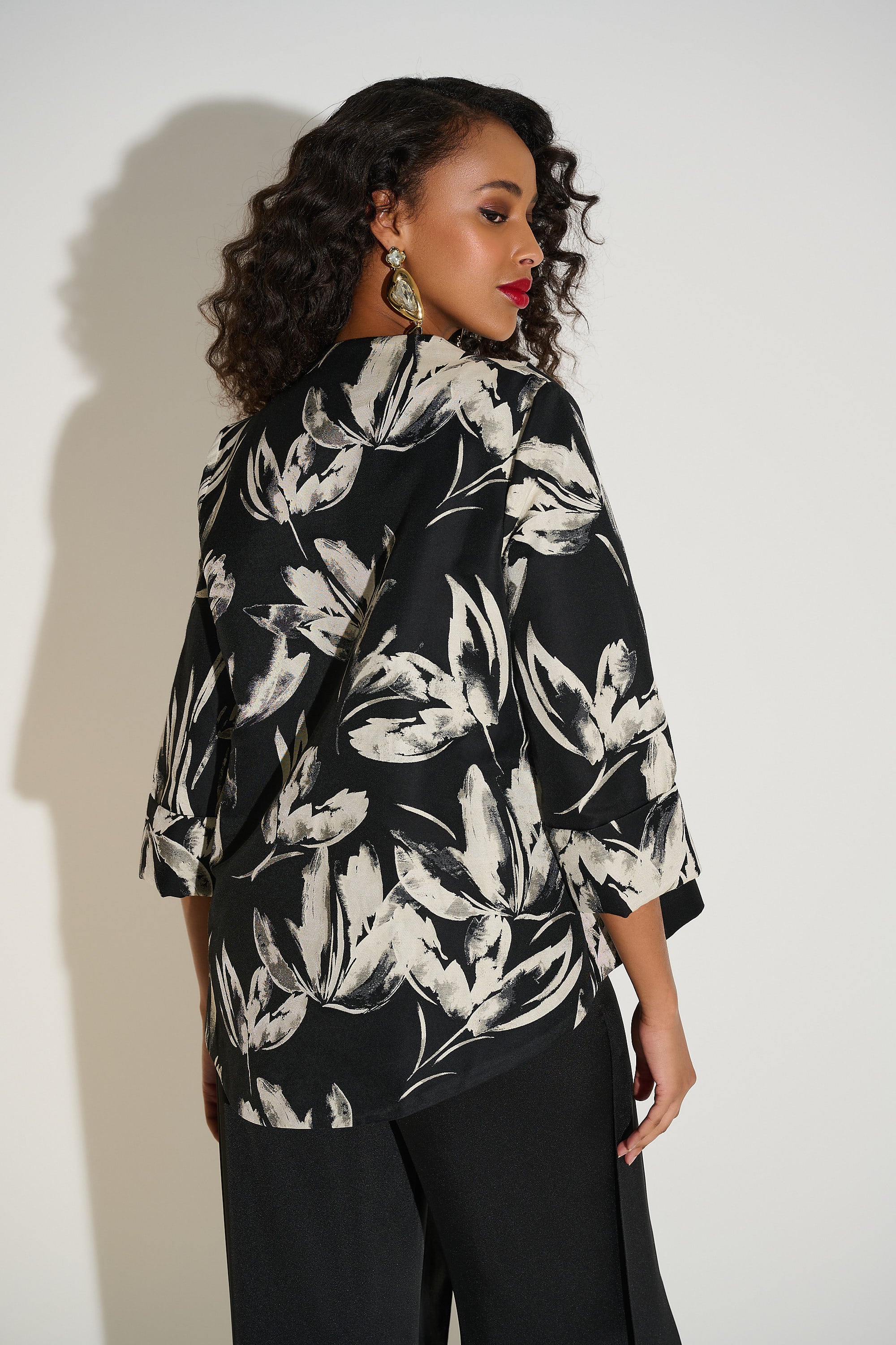 Signature Jacquard Floral Print Swing Jacket