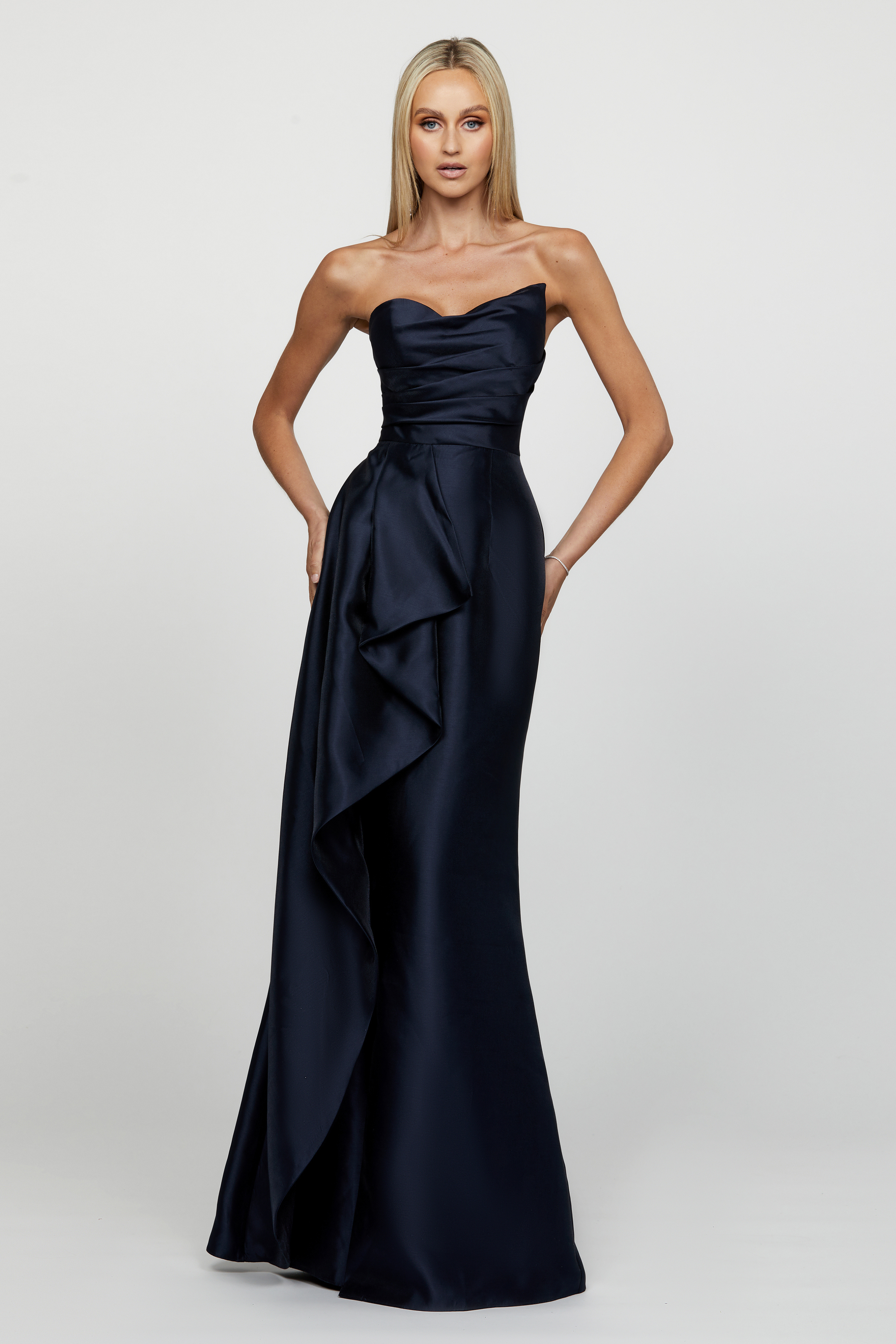 Kasery Asymmetric Gown