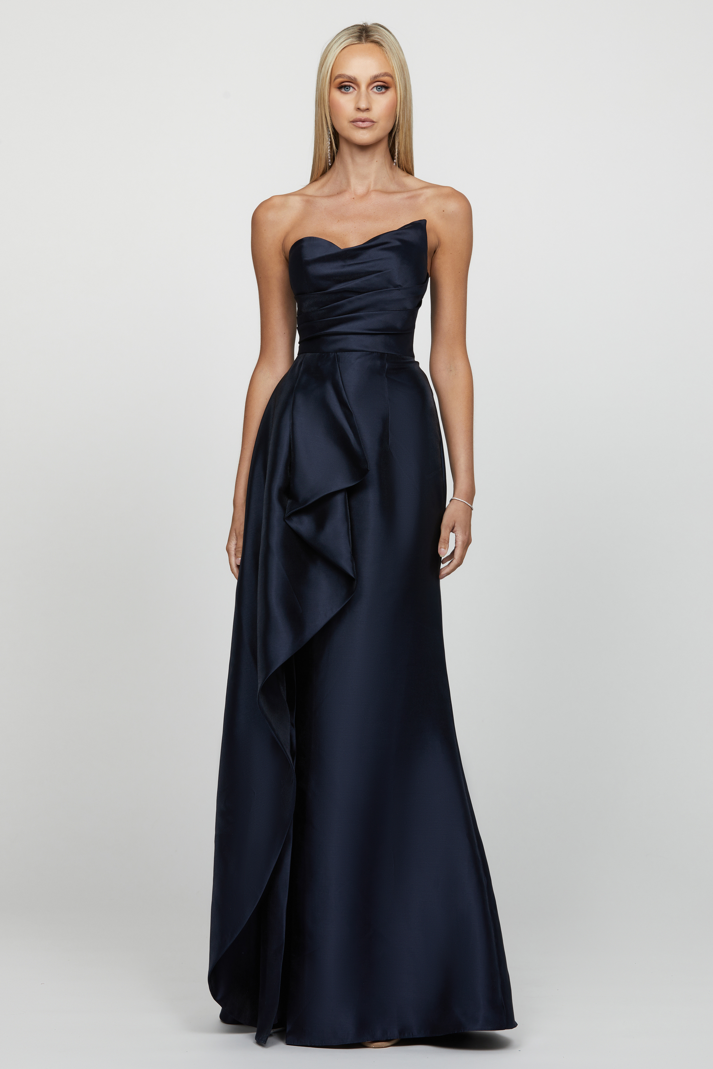Kasery Asymmetric Gown