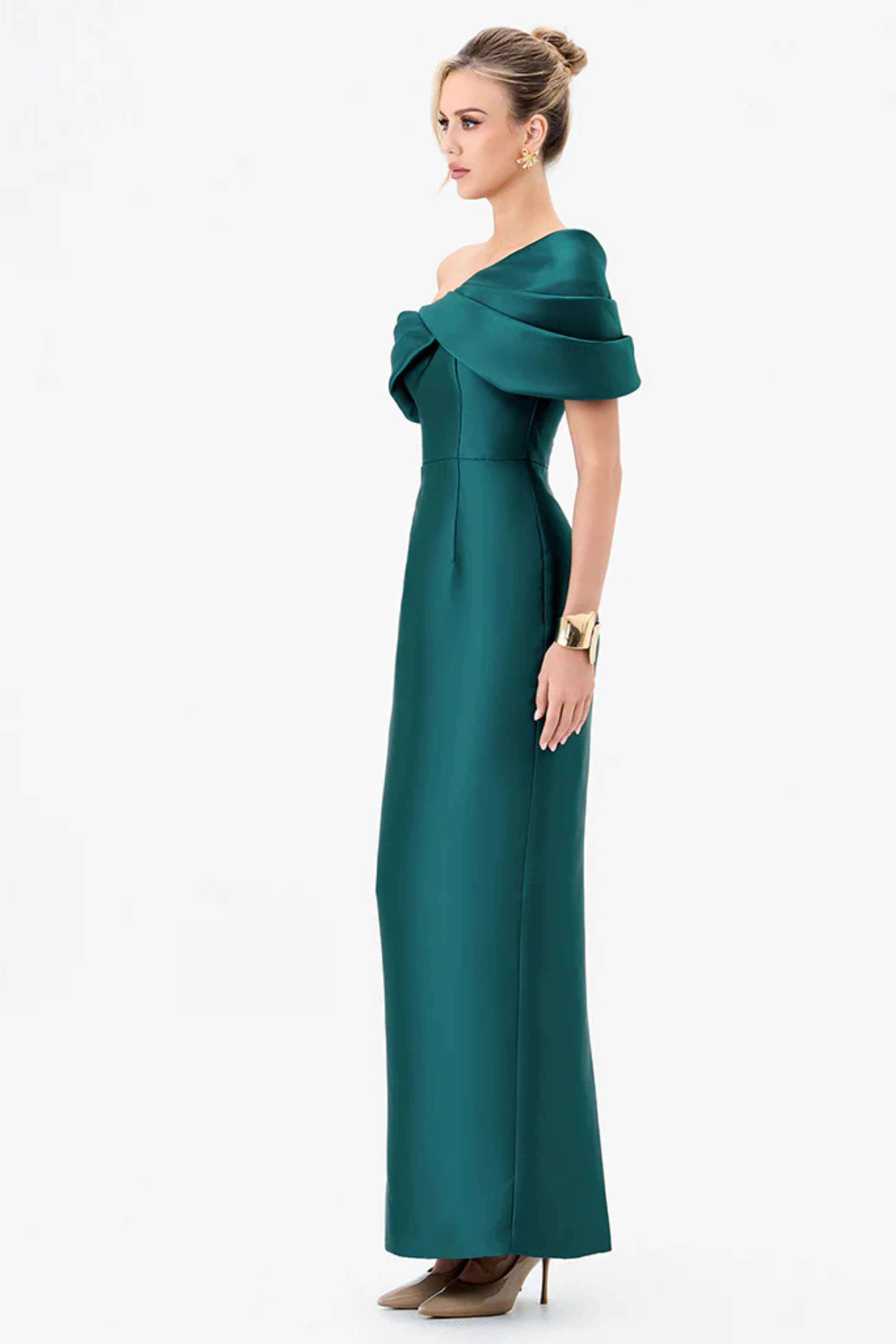 Weiss Asymmetric Off Shoulder Gown