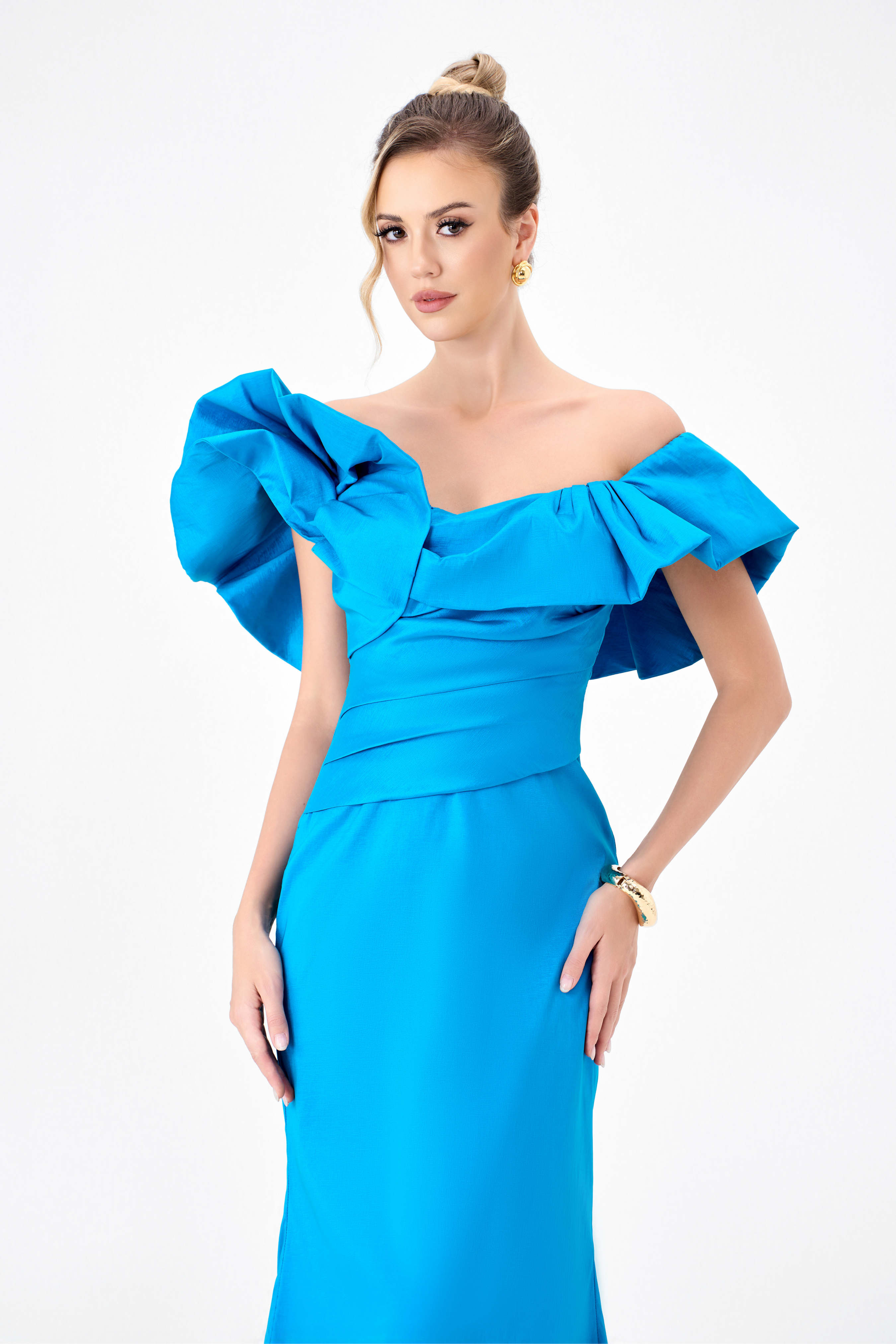Sminty Dramatic Frill Gown