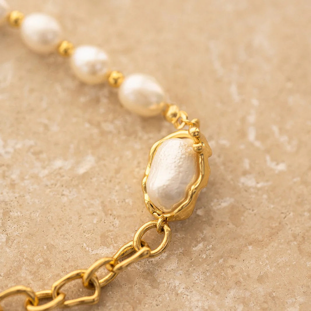 Rosalie Freshwater Pearl Bracelet