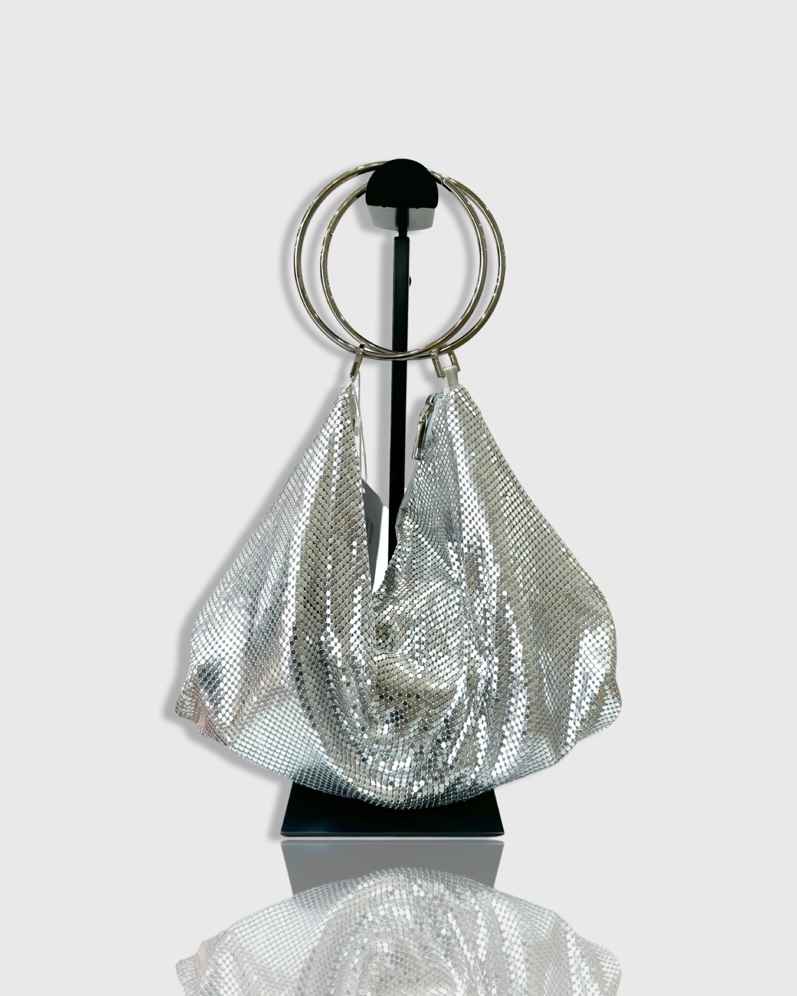 Glowmesh Teardrop Bag