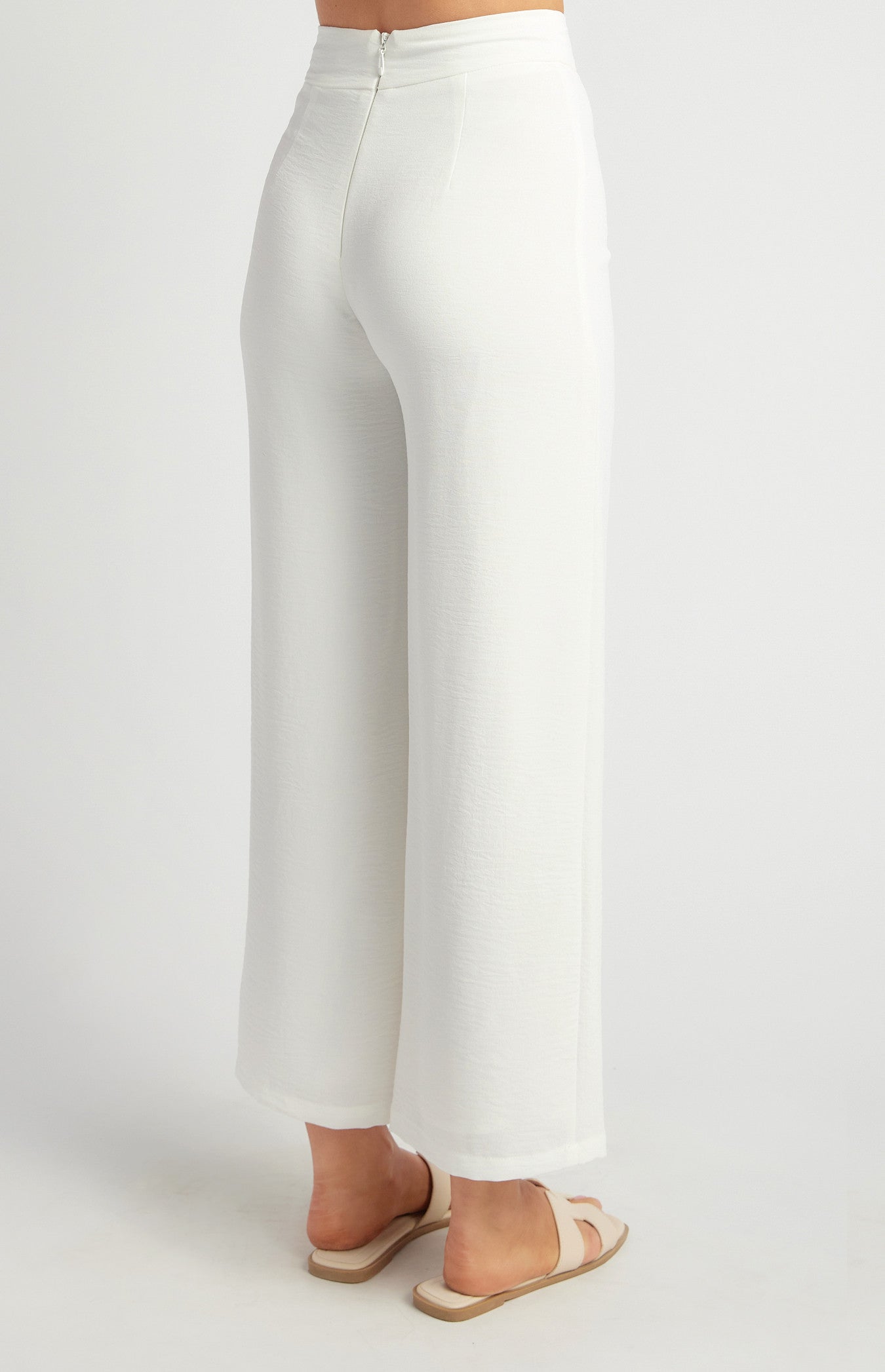 Textured Wide Leg Pants